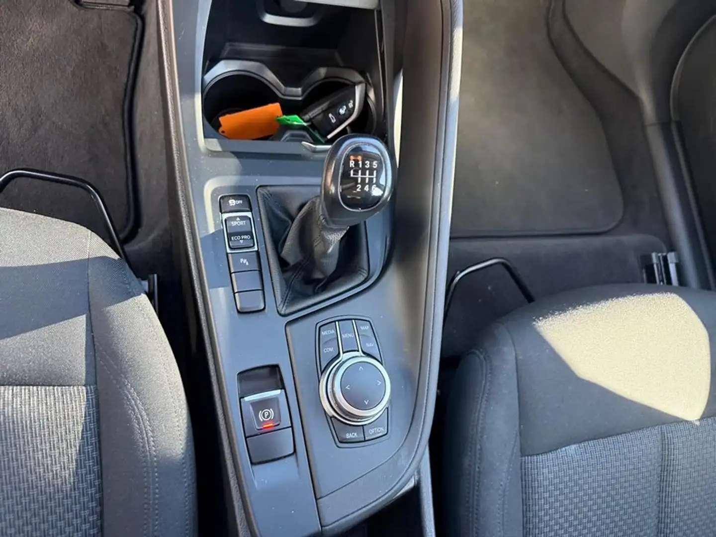 BMW X1 Advantage Weiß - 2