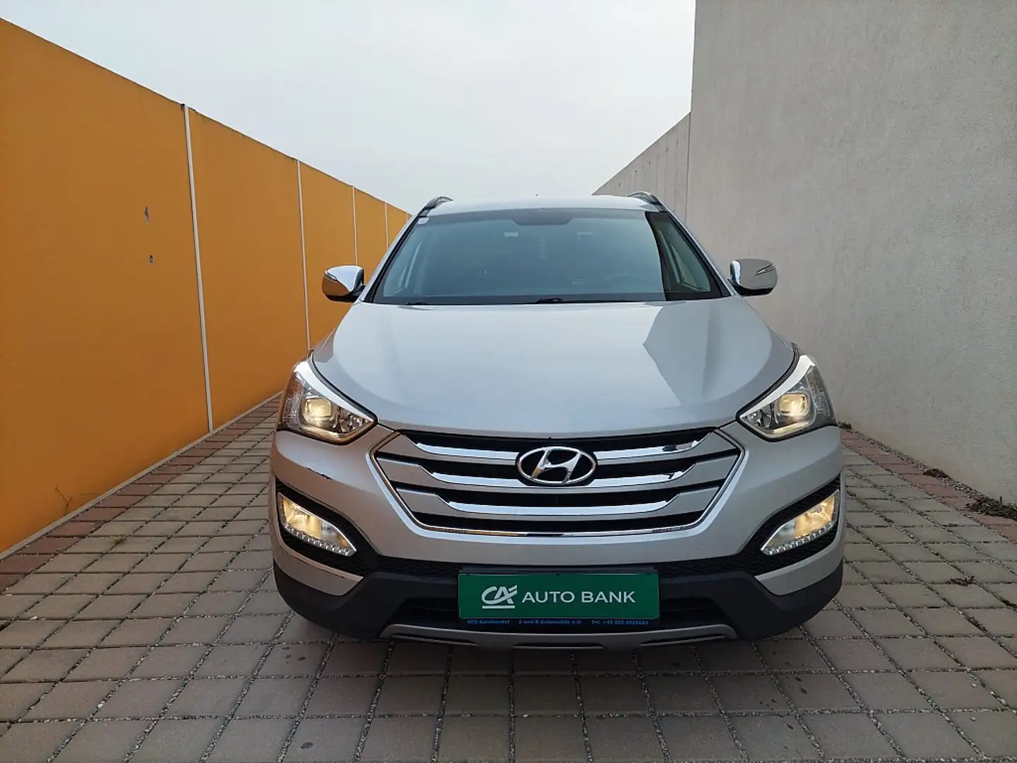 Hyundai SANTA FE Santa Fe 2,2 CRDi Style Aut. Silber - 2