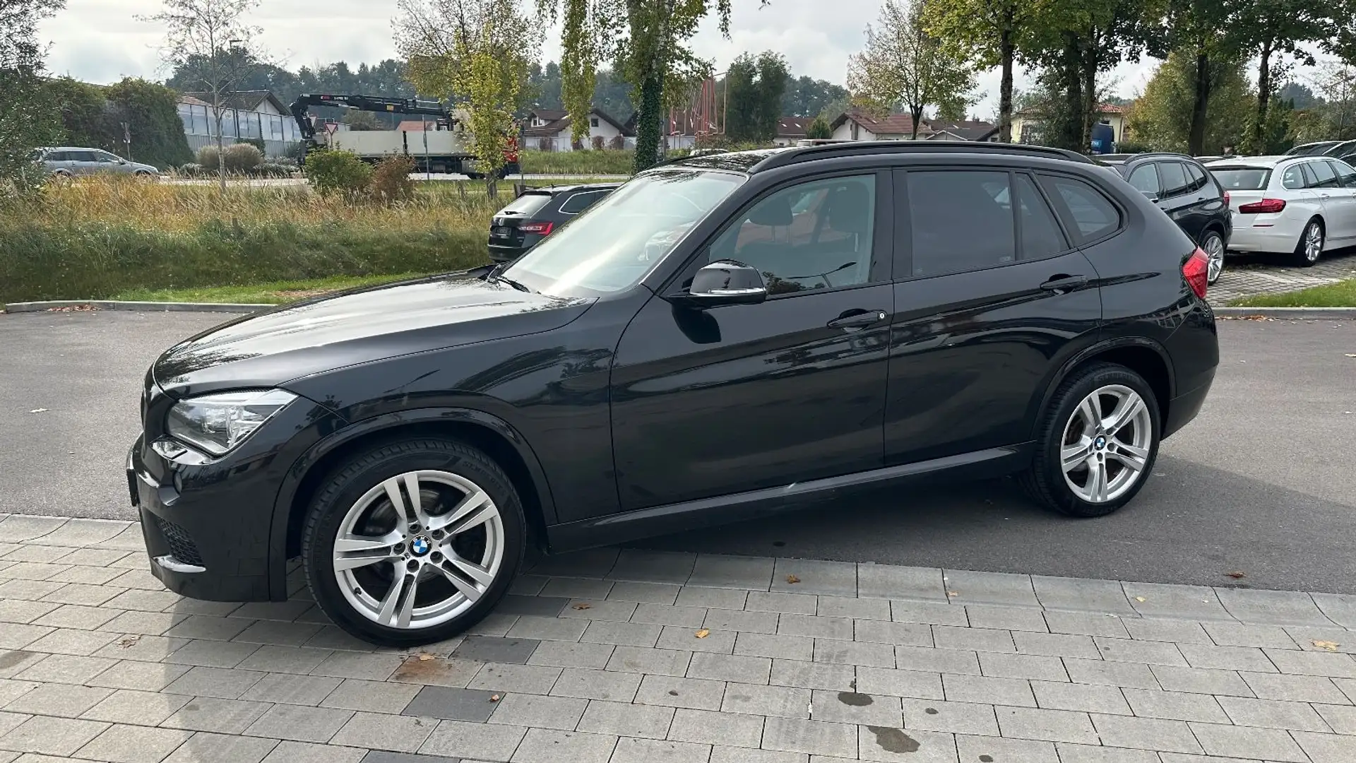 BMW X1 xDrive 20d/M Sportpaket/Bi Xenon/AHK Schwarz - 2