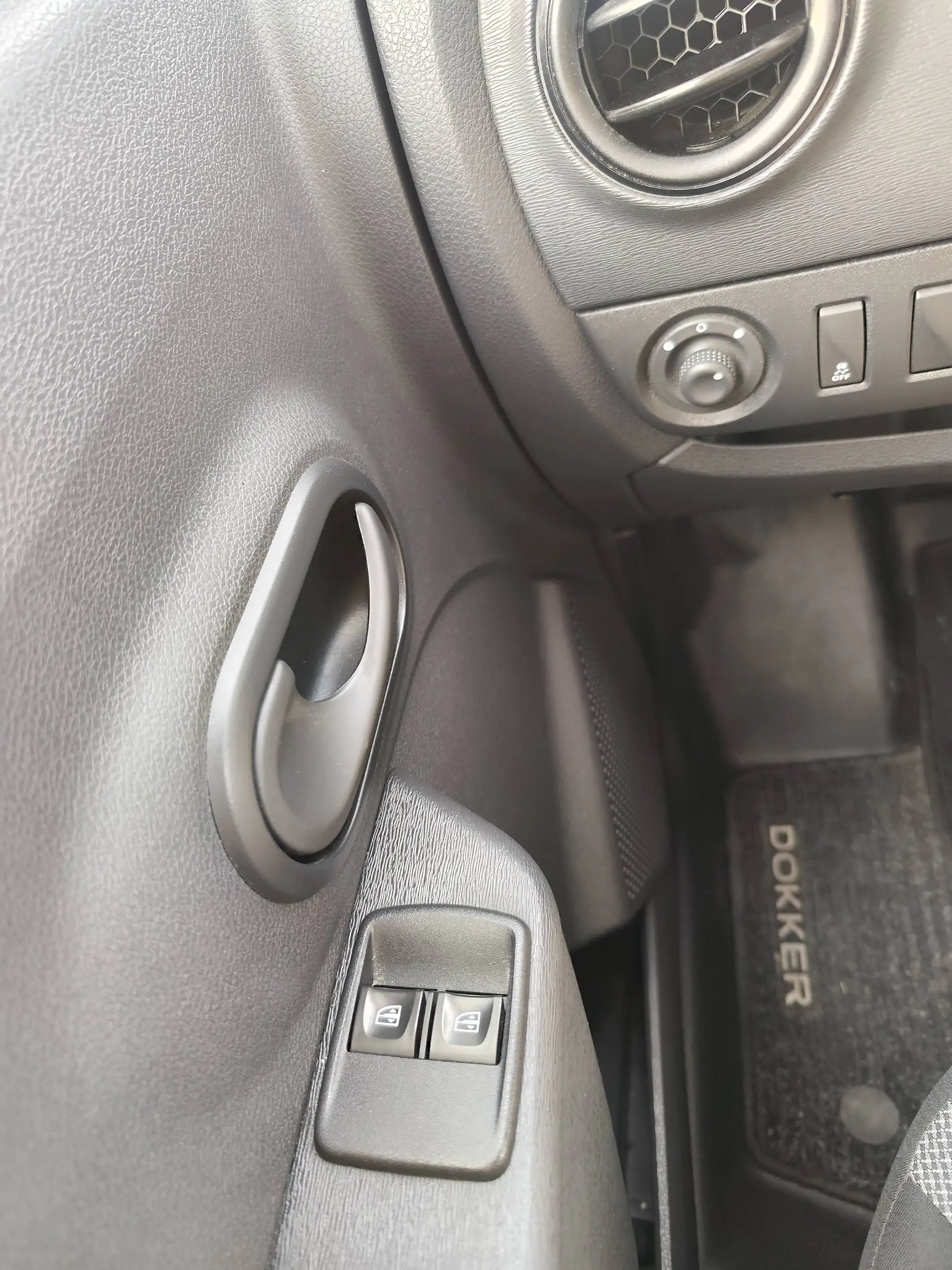 Dacia Dokker 1.5 dCi — photo 10