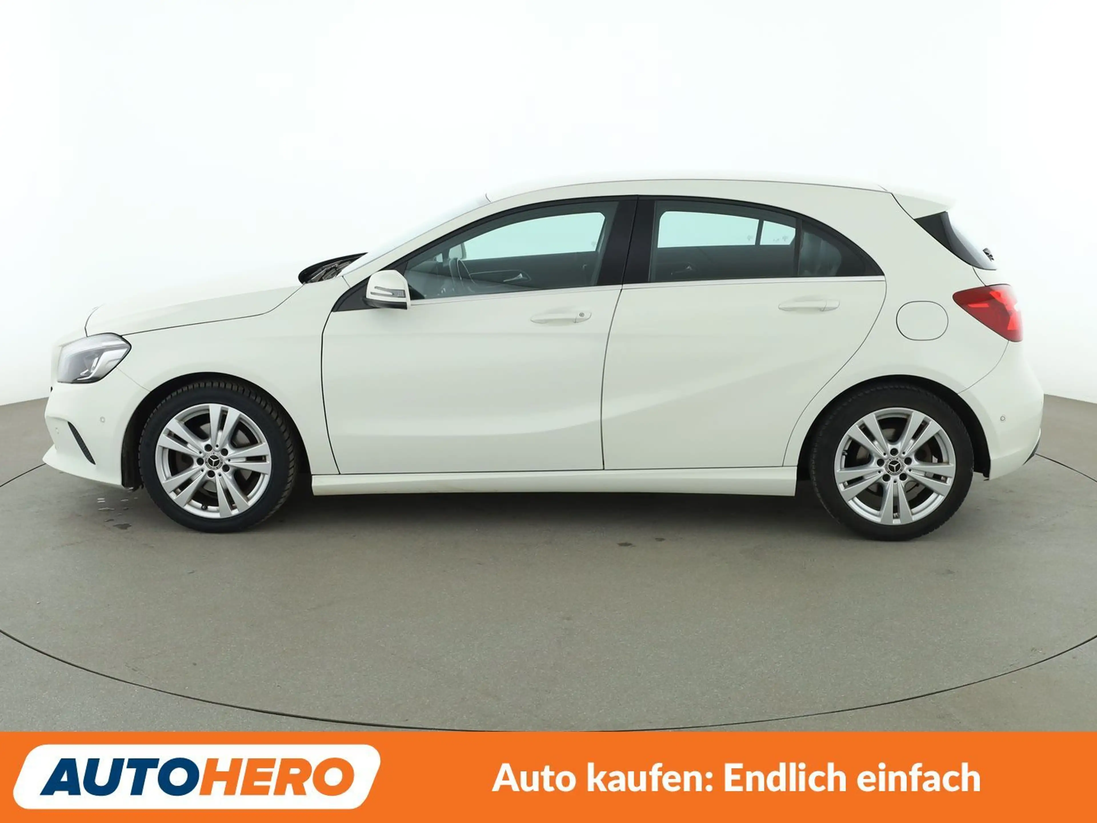 Mercedes-Benz A 180 A 180 BlueEfficiency Urban*NAV*LED*TEMPO*PDC*SHZ* — photo 3