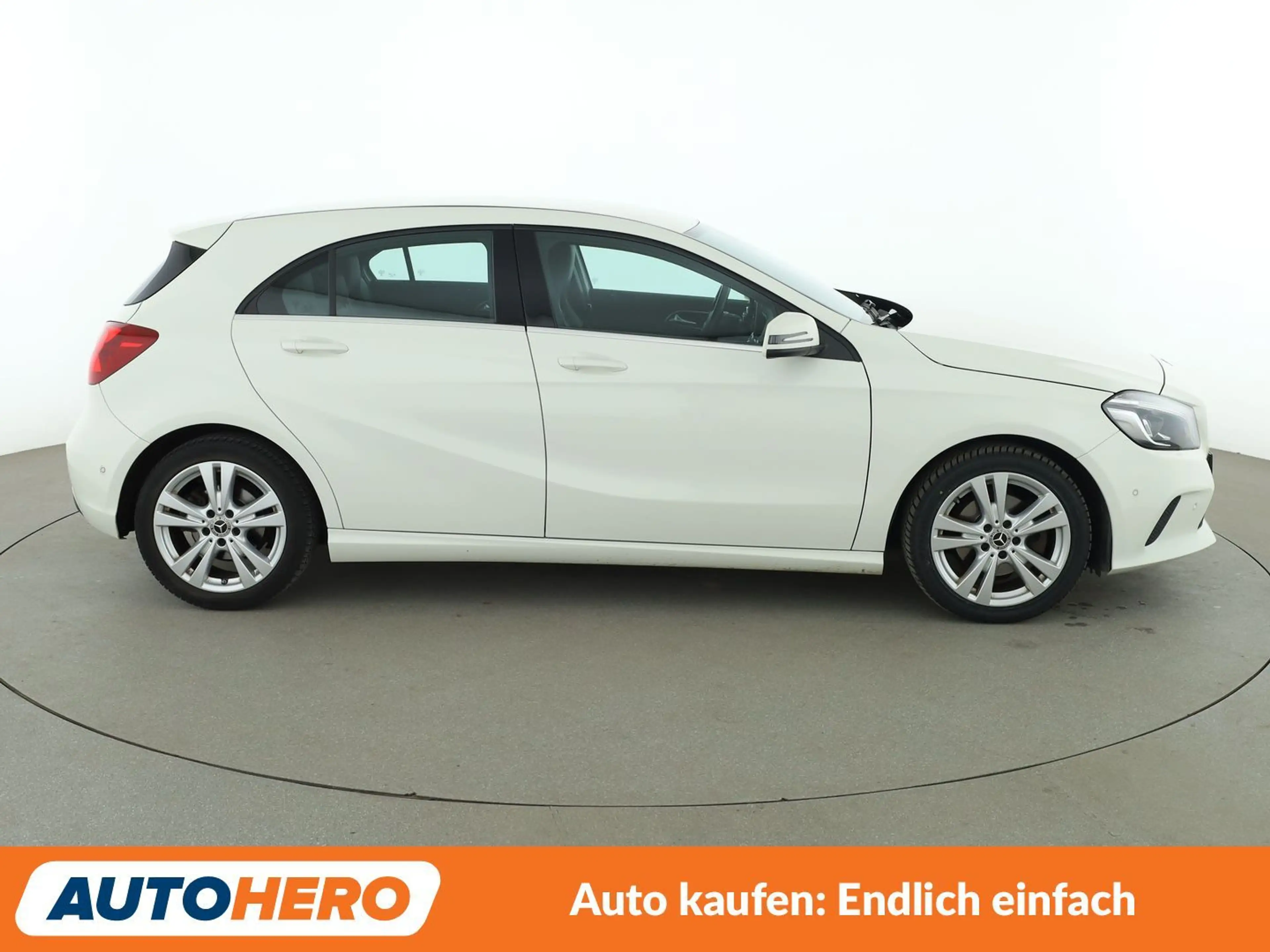 Mercedes-Benz A 180 A 180 BlueEfficiency Urban*NAV*LED*TEMPO*PDC*SHZ* — photo 7