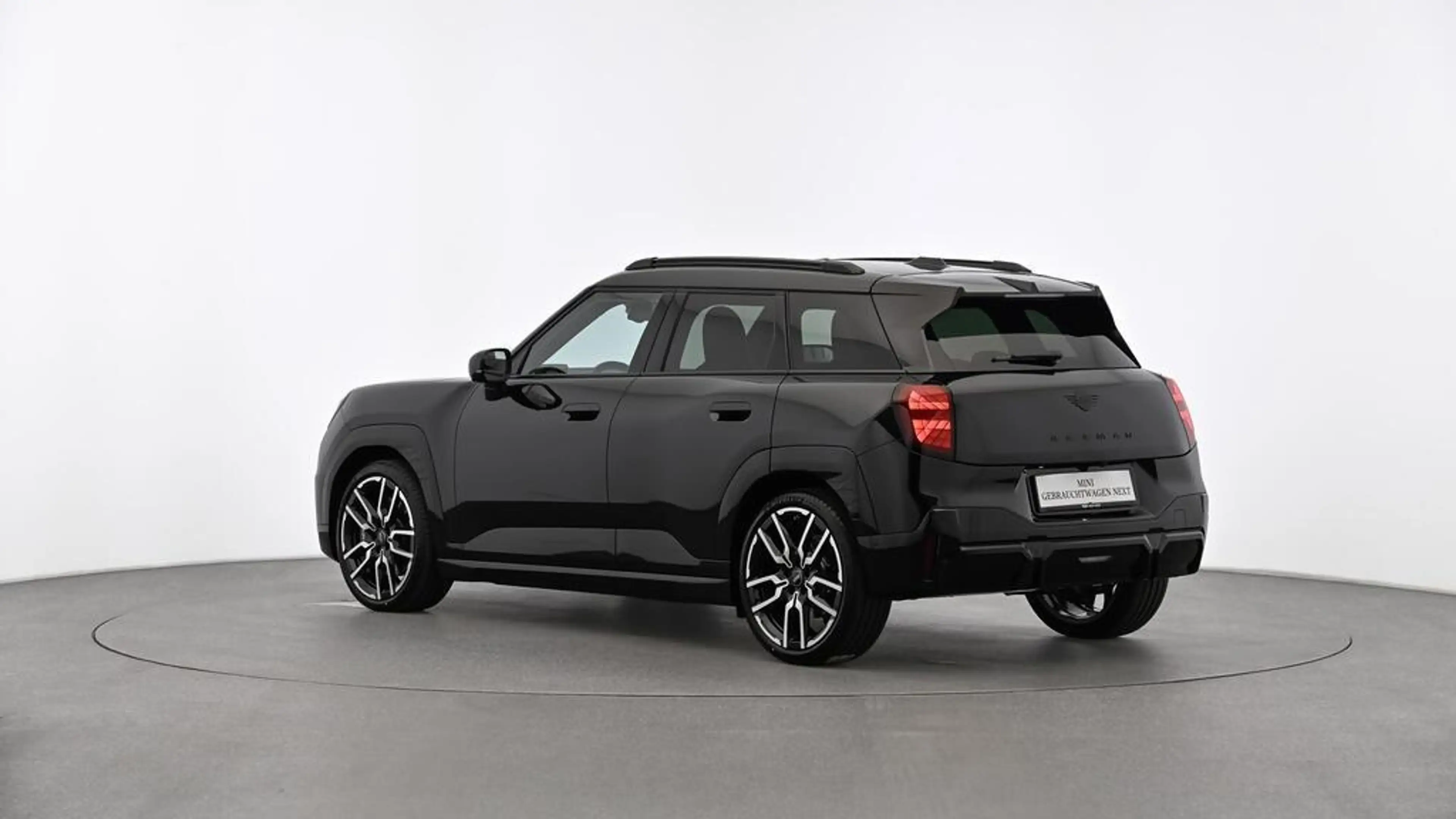 MINI Aceman E — photo 6