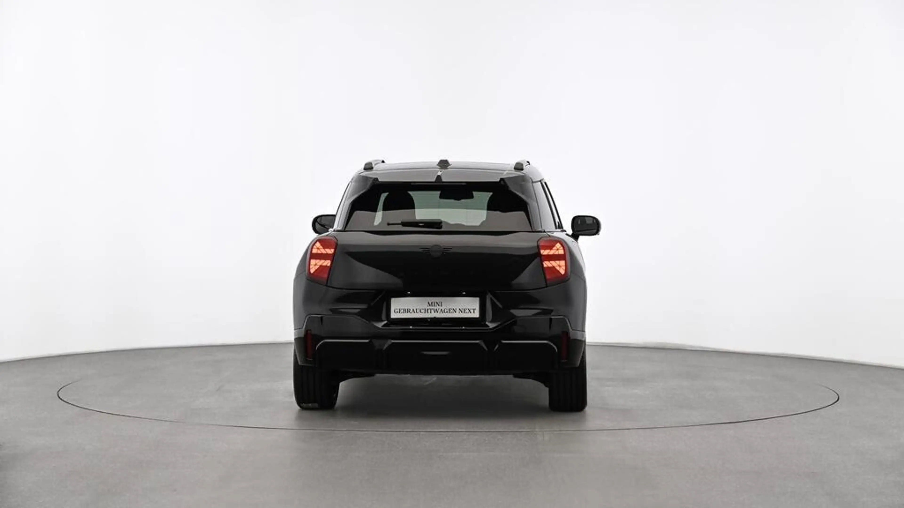 MINI Aceman E — photo 8