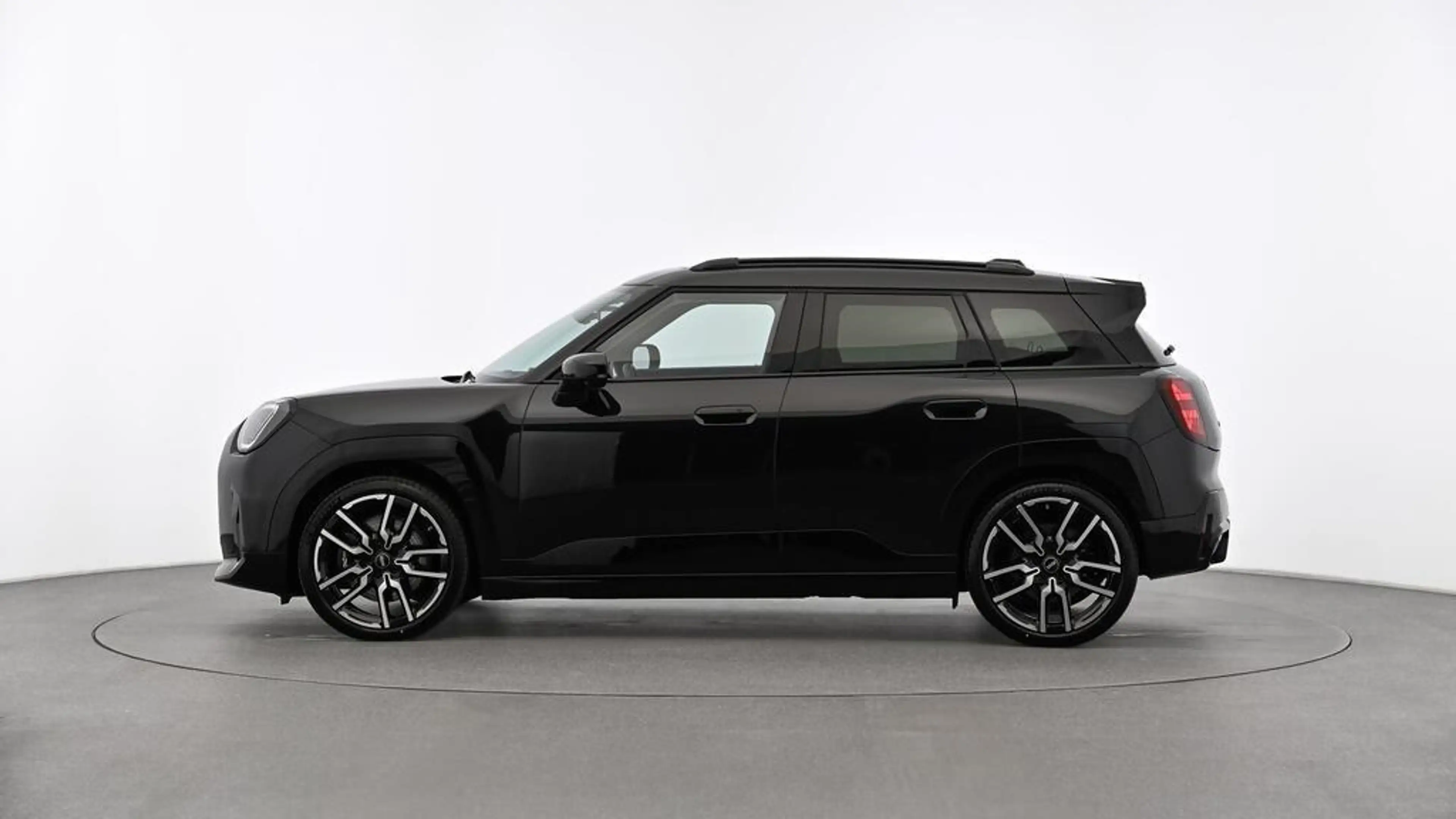 MINI Aceman E — photo 4