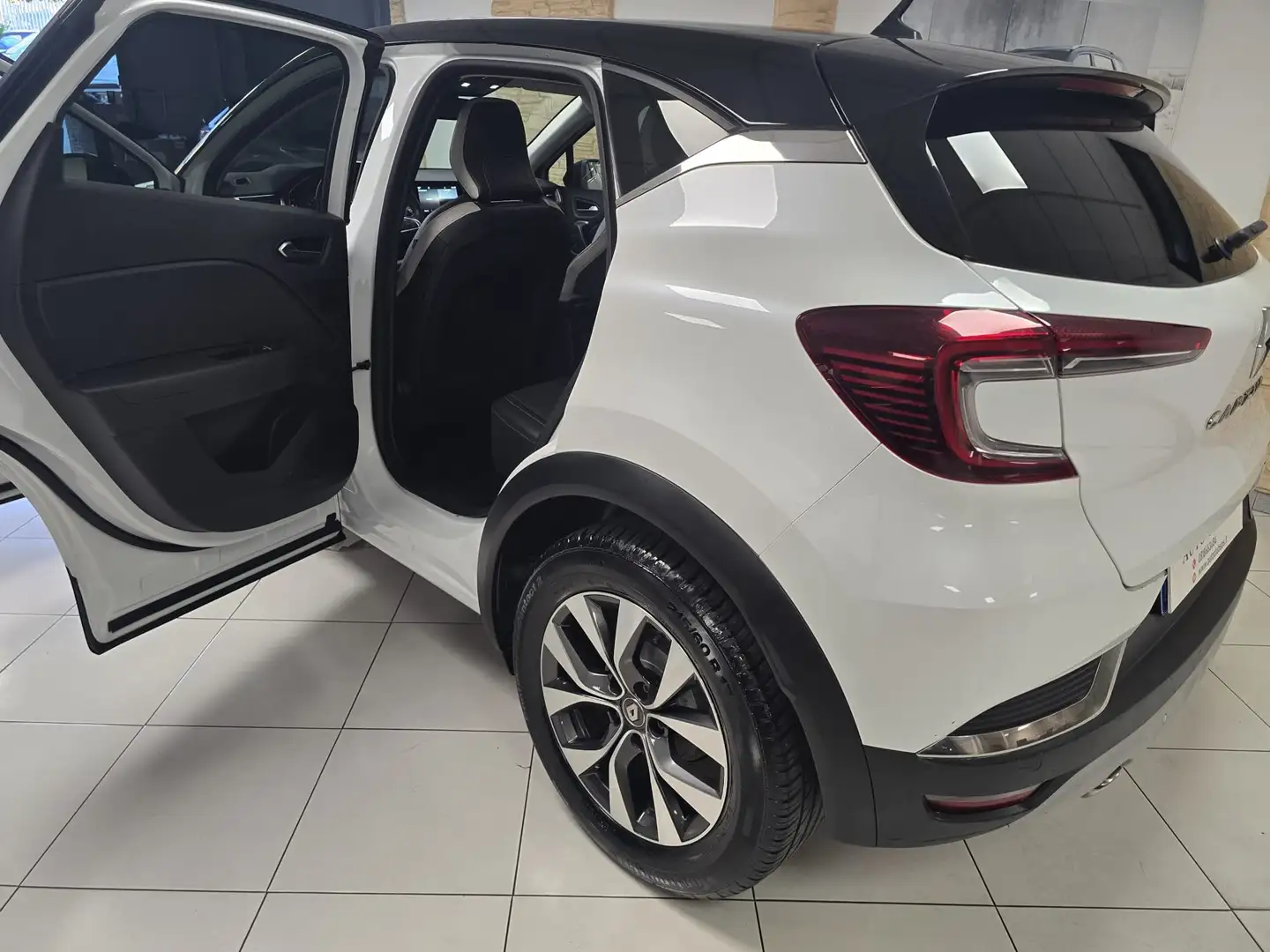 Renault Captur NUOVO CAPTUR Intens BLUE dCi 115 CV EDC Weiß - 2