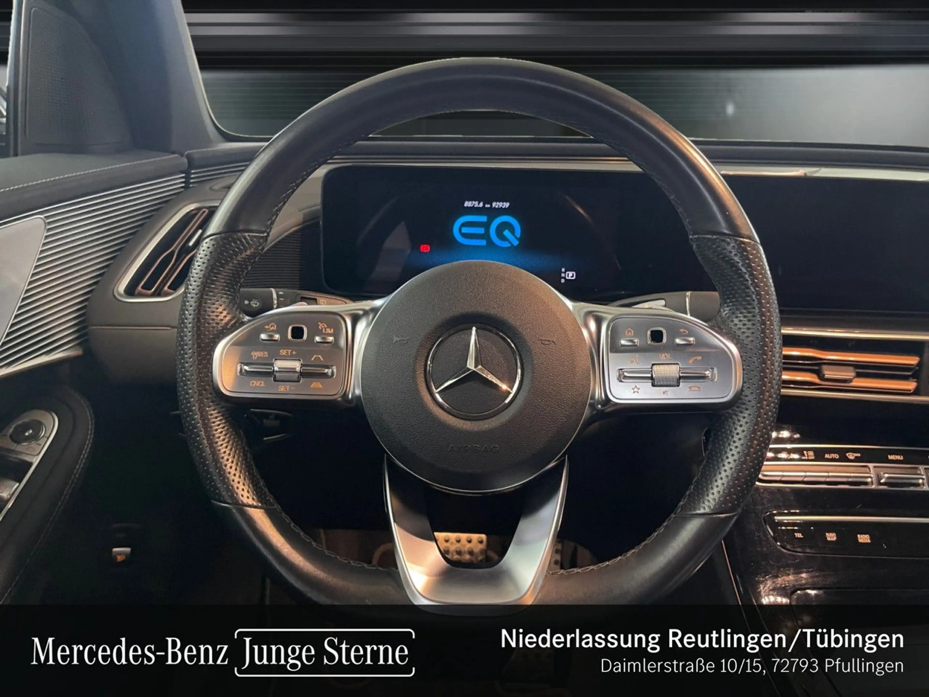 Mercedes-Benz EQC 400 4M AMG+DRIVERS+360+MULTIBEAM+FAHRASS — photo 15