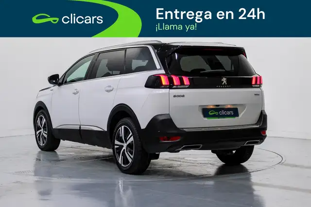 Peugeot 5008 view 9