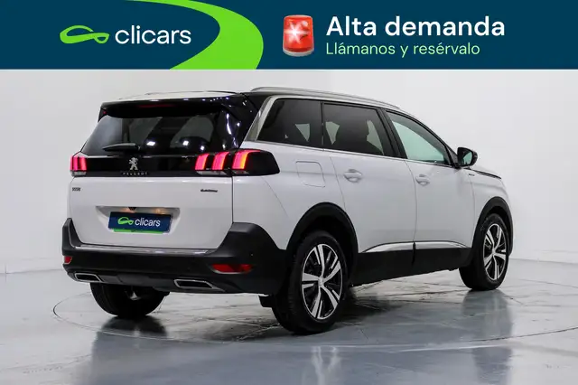 Peugeot 5008 view 5