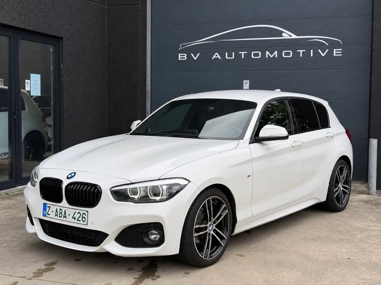 BMW 118