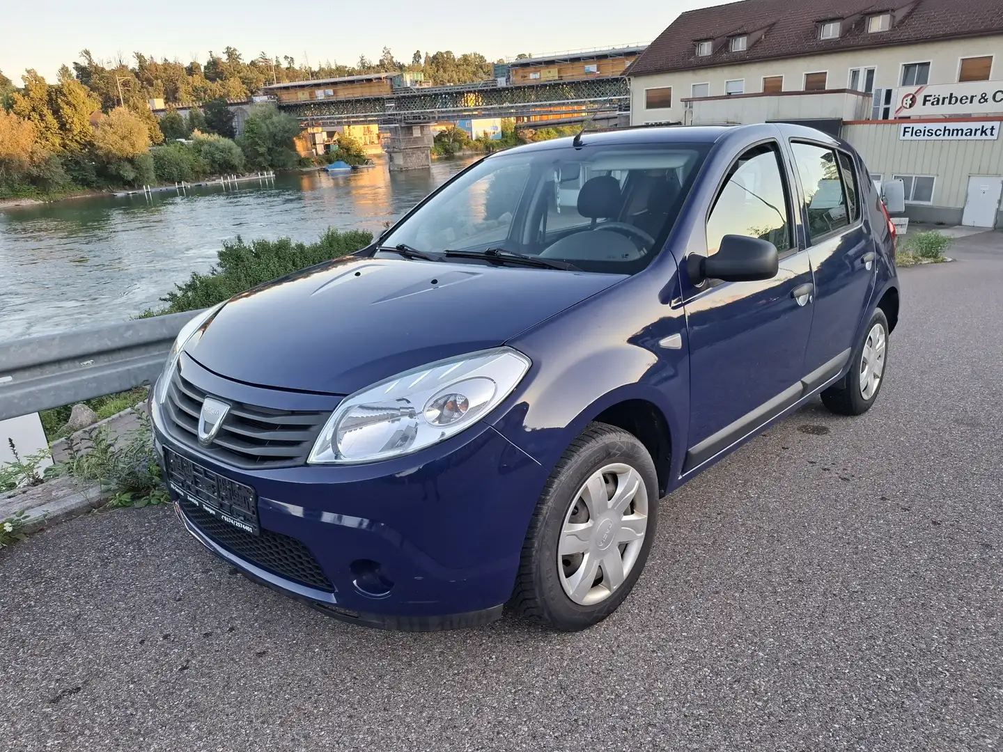 Dacia Sandero Zahnriemen neu. TÜV bis 10.2026 Bleu - 1