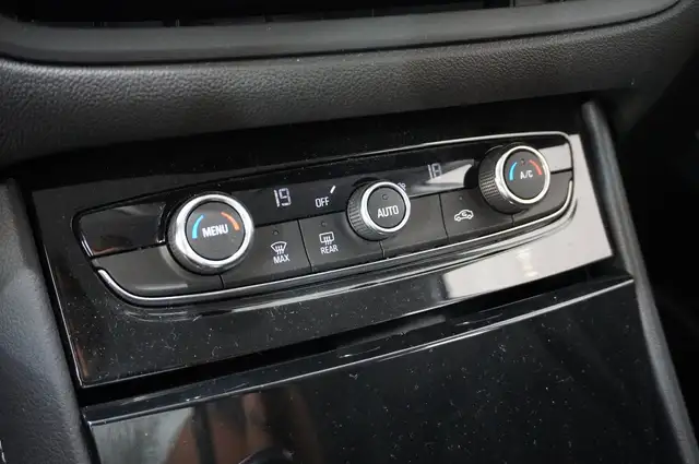 Opel Grandland X view 29