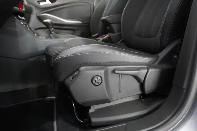 Opel Grandland X view 14
