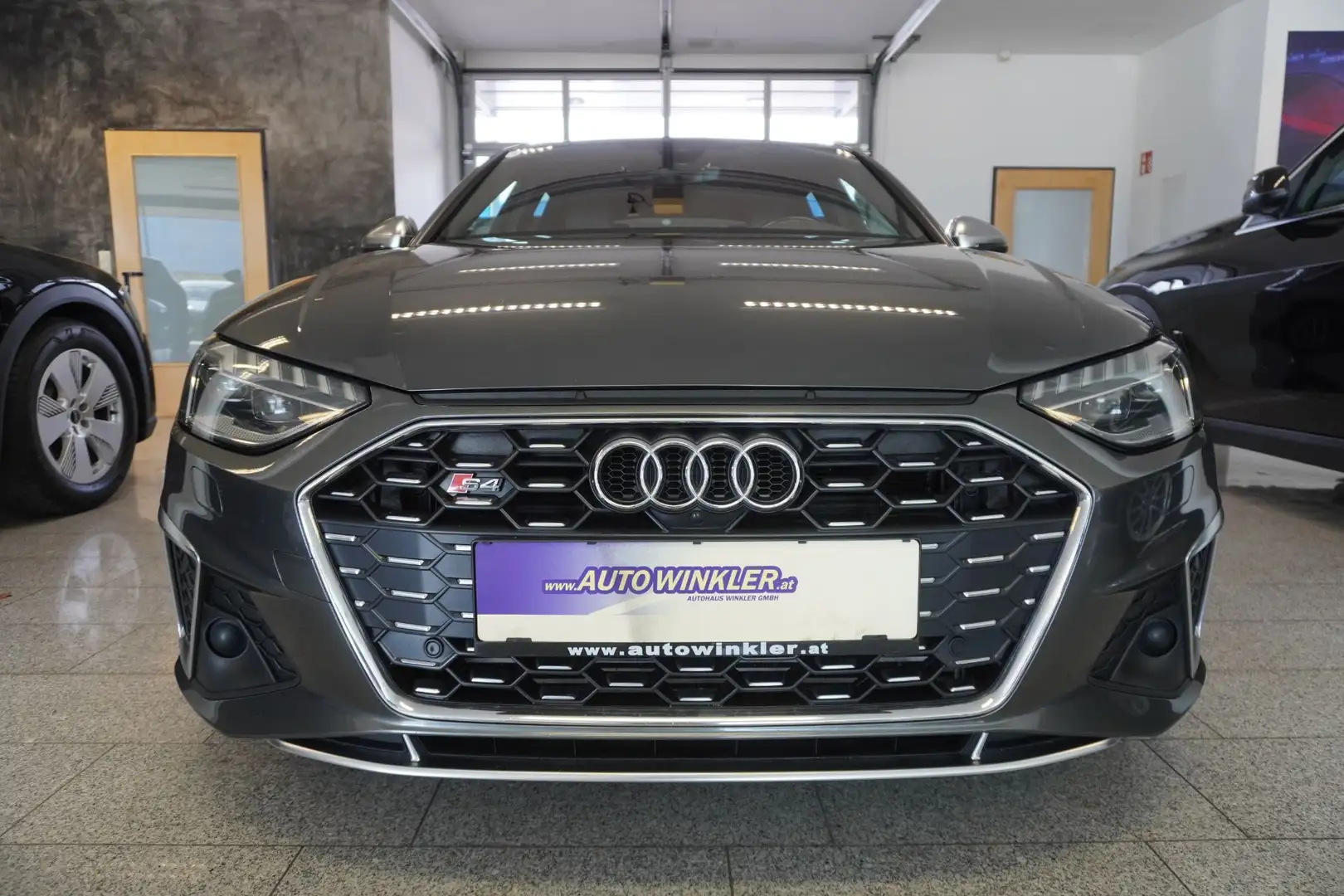 Audi S4 Avant TDI quattro Aut. Leder/Matrix Grau - 2