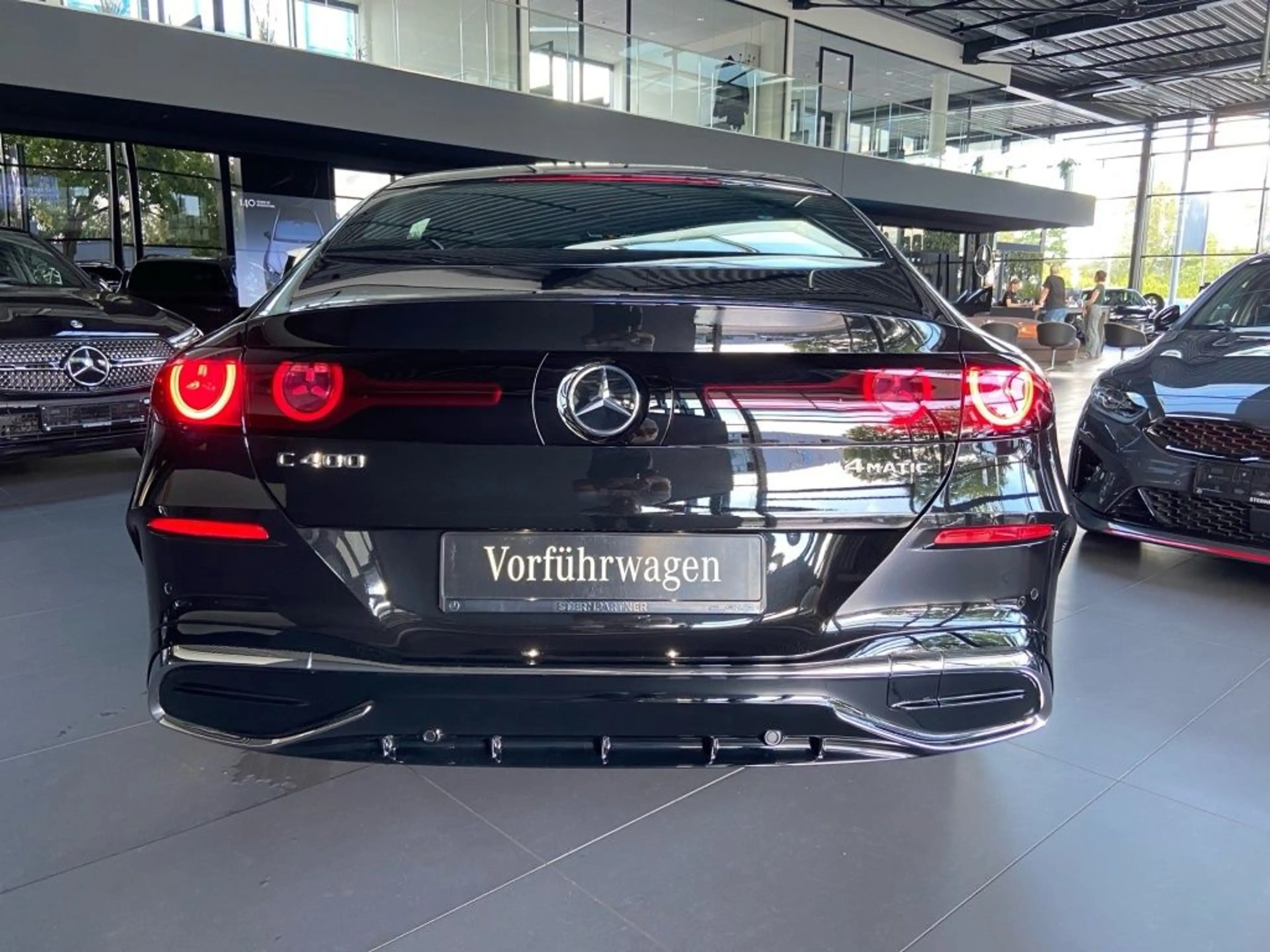 Mercedes-Benz C 400 4MATIC elektrisch AMG+HuD+Burmester+Hypers — photo 4