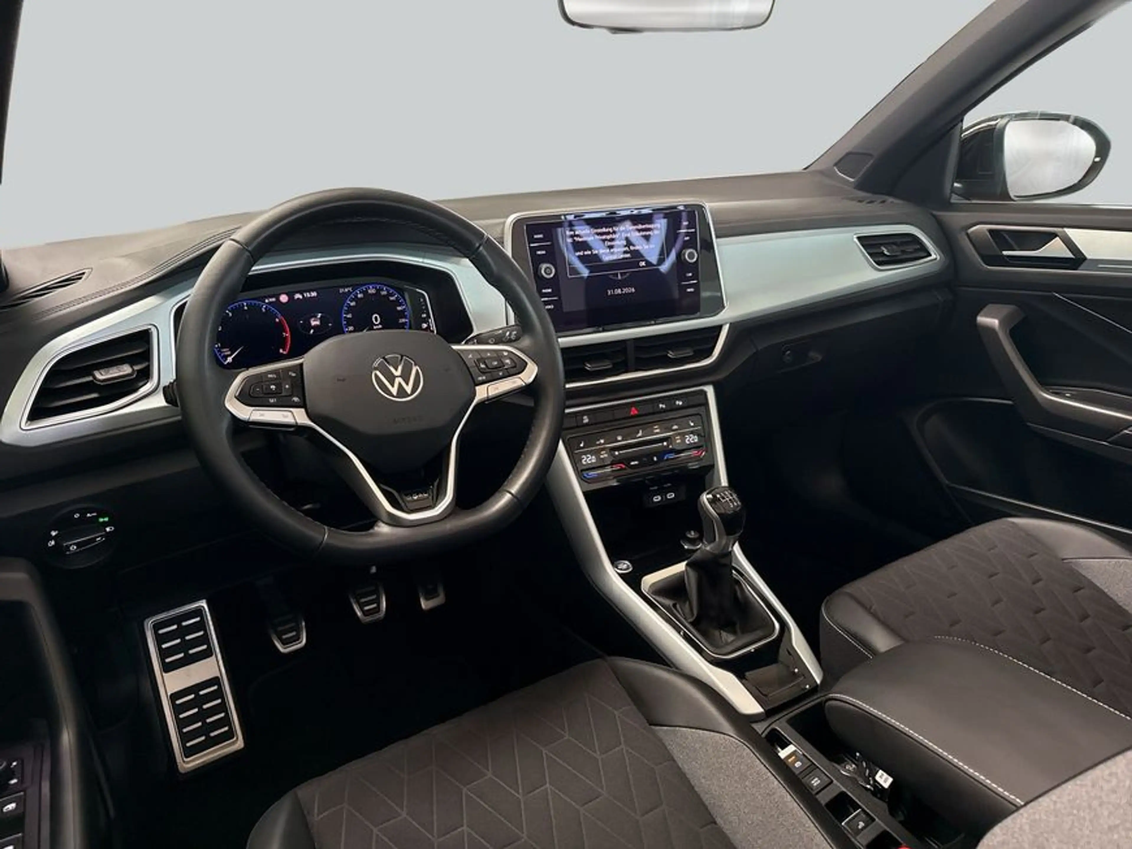Volkswagen T-Roc Cabriolet 1.5 TSI Goal Kamera/Navi/Standheiz — photo 13