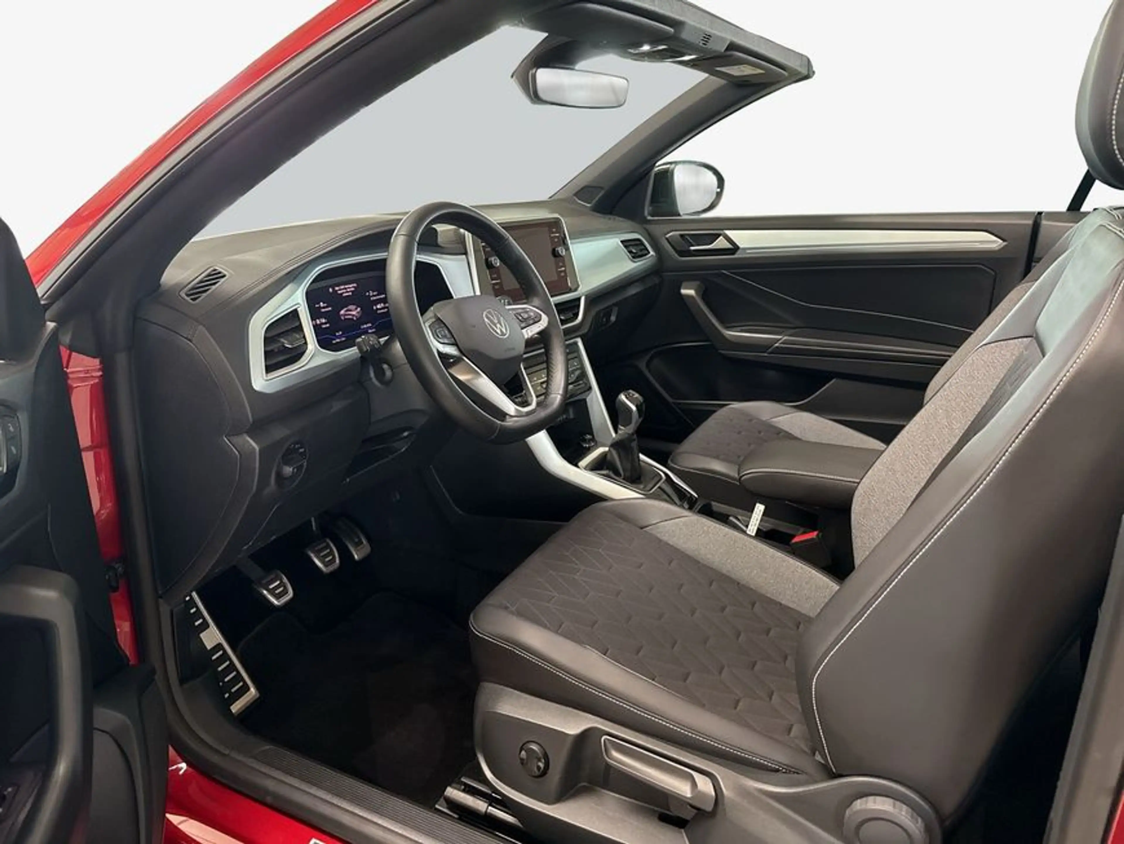 Volkswagen T-Roc Cabriolet 1.5 TSI Goal Kamera/Navi/Standheiz — photo 9