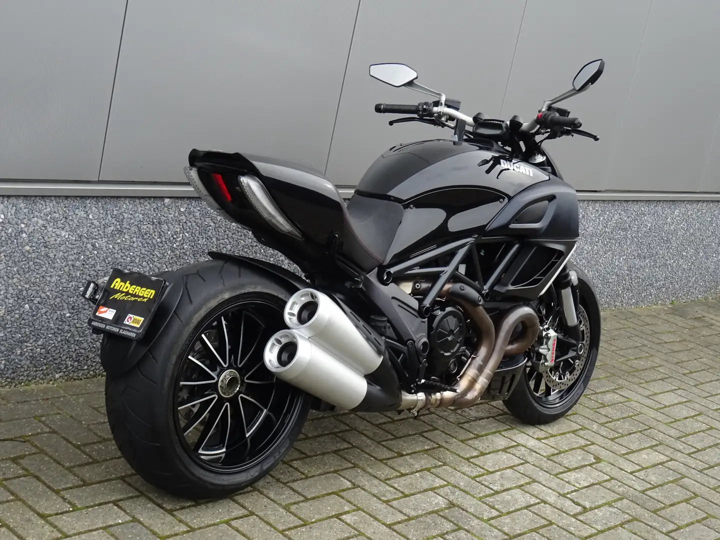 Ducati Diavel ABS Чорний - 2