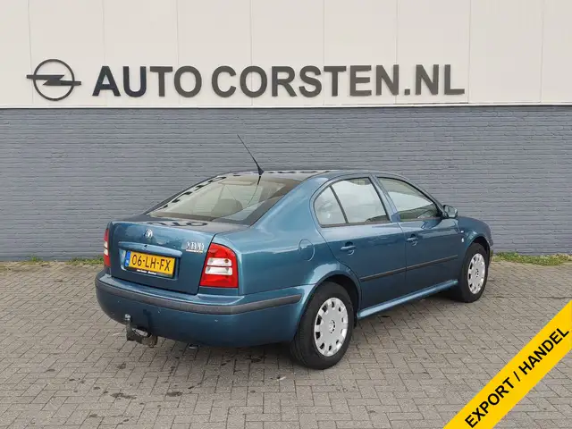 Skoda Octavia view 2