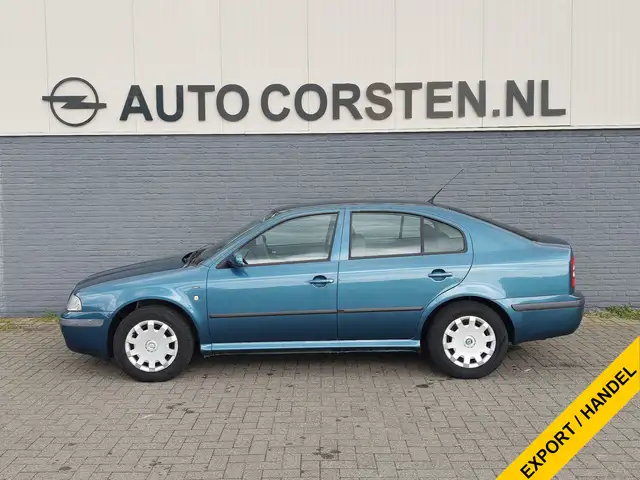 Skoda Octavia view 4