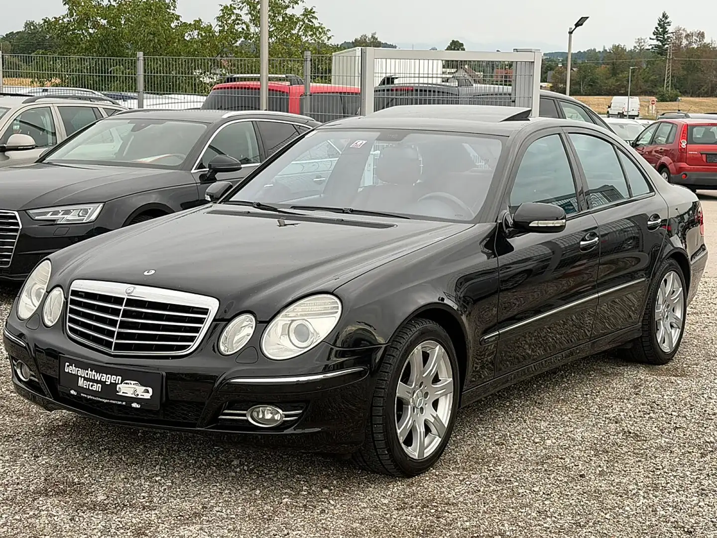 Mercedes-Benz E 320 CDI Avantgarde DPF Schwarz - 1
