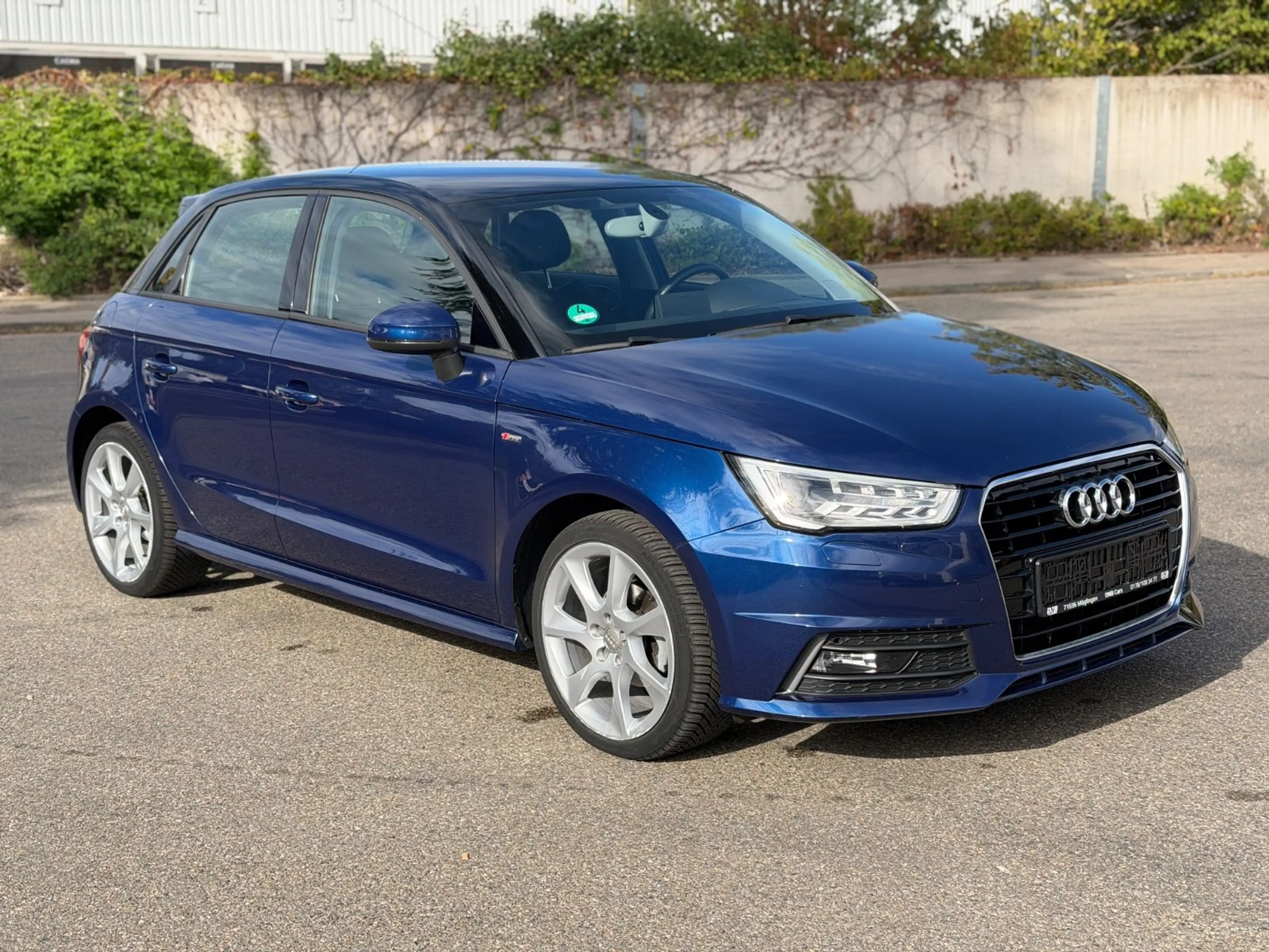 Audi A1 Sportback sport Navi SHZ Klima PDC S-Line — photo 7