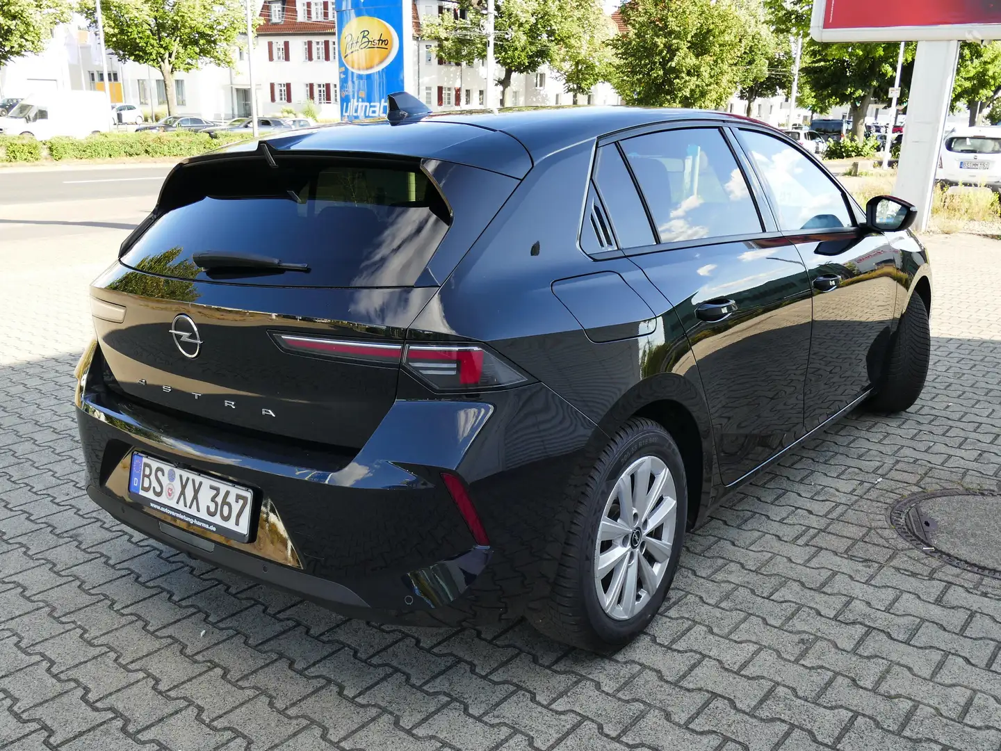 Opel Astra Astra L 1.2 Turbo Automatik Business Edition Schwarz - 2