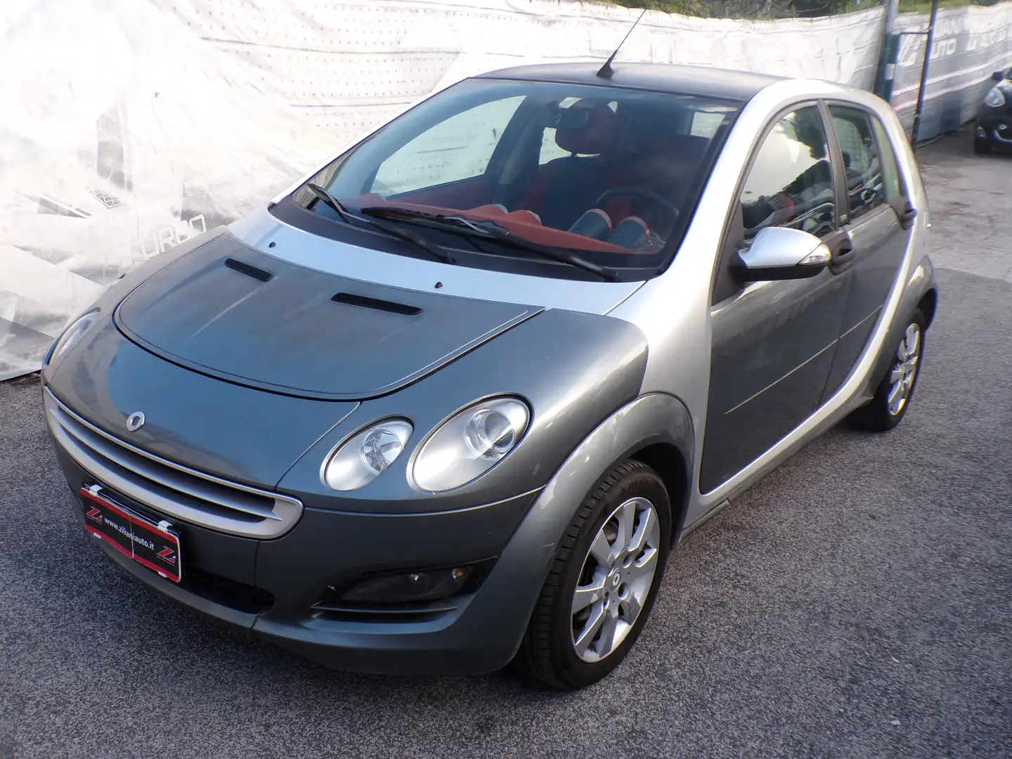 smart forFour 1.5 cdi Passion CAMBIO MANUALE Gris - 2