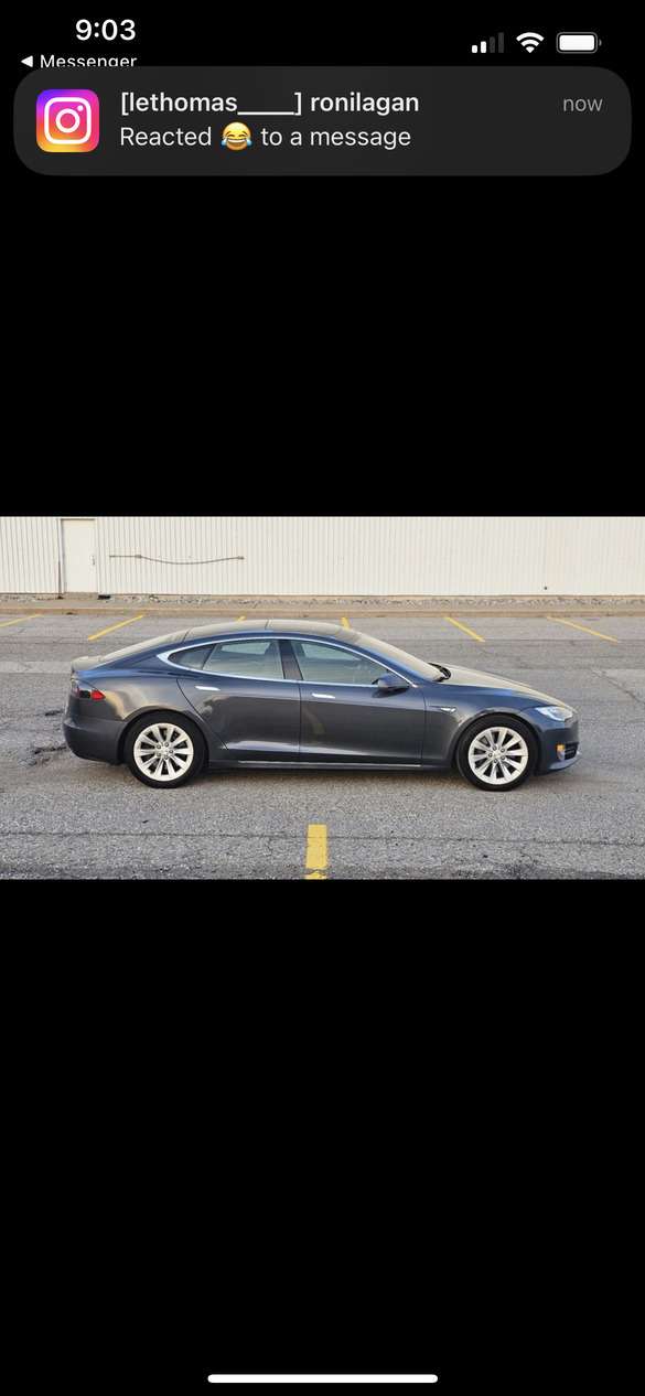 2016 Tesla Model S 90D alt 4