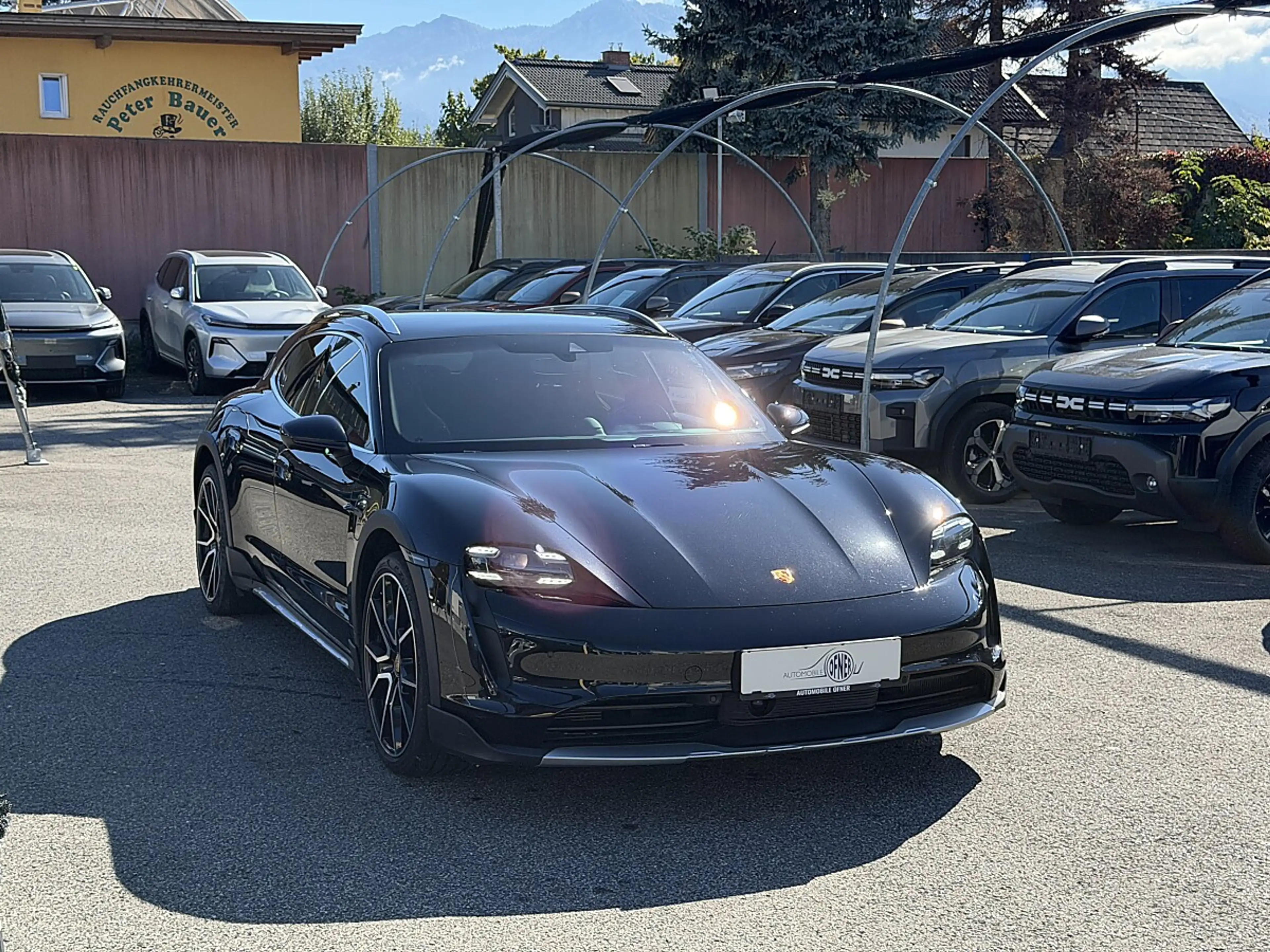 Porsche Taycan Cross Turismo 4S ACC Luftfahrwerk Matrix-LED Pa... — photo 3
