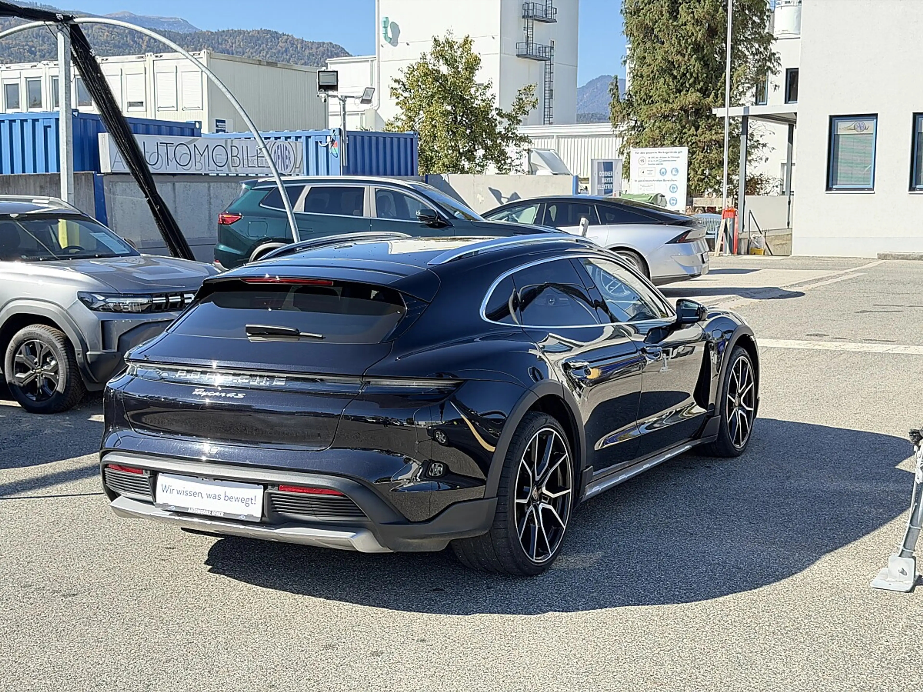 Porsche Taycan Cross Turismo 4S ACC Luftfahrwerk Matrix-LED Pa... — photo 4