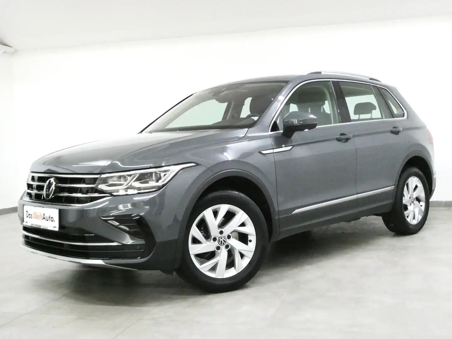 Volkswagen Tiguan Elegance 4Motion Matrix Navi Ahk ACC App elektr.-H Grau - 1