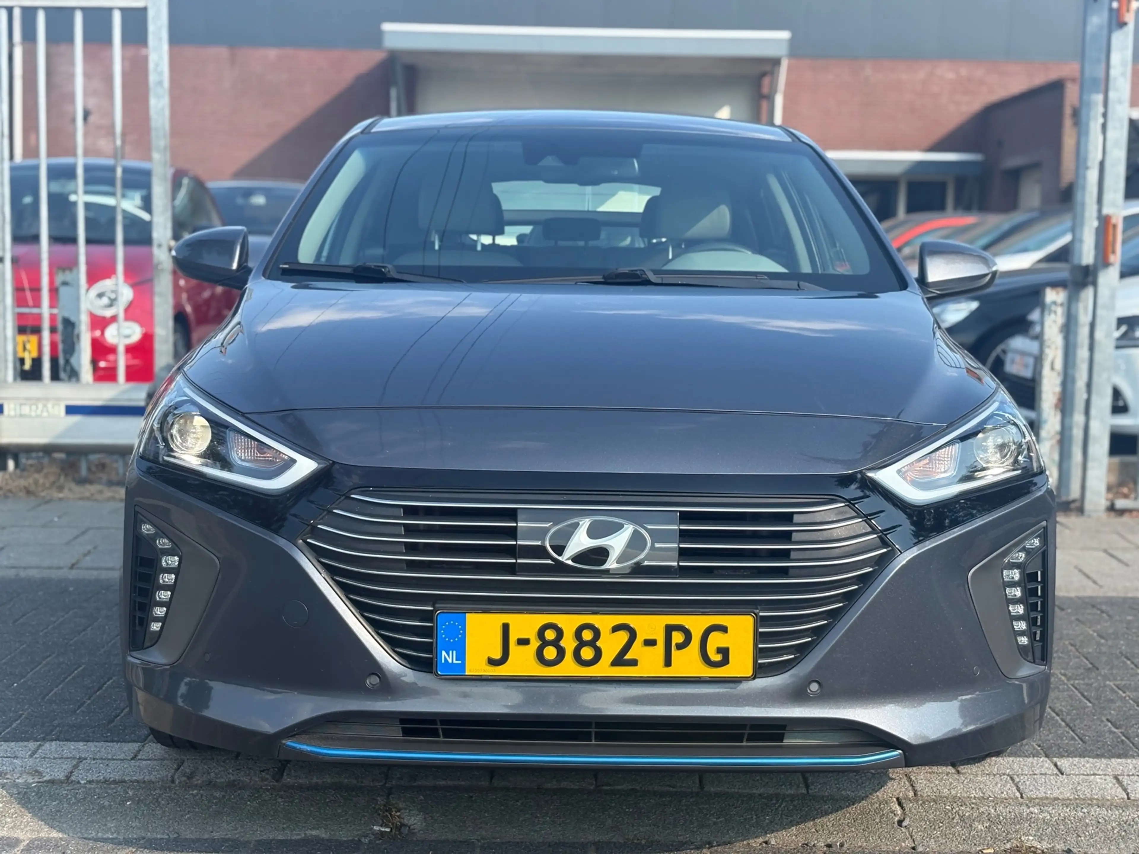 Hyundai IONIQ 1.6 GDi Trend Hybrid | BOMVOL OPTIES | Leder | 17” — photo 2
