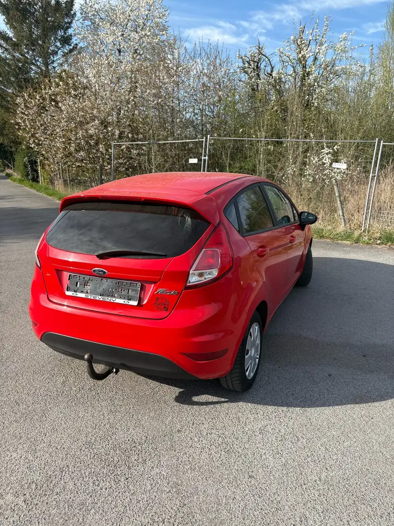 Ford Fiesta 1.5 TDCi Titanium Rouge - 2