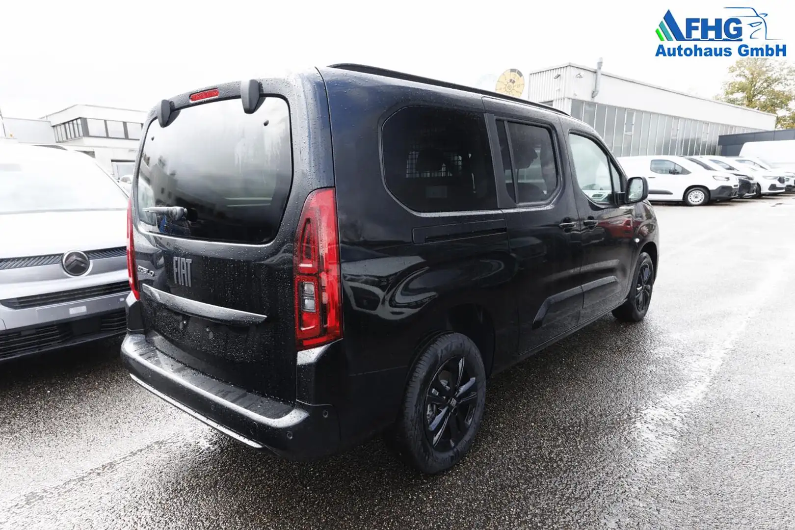 Fiat Doblo Kombi Maxi N1 130 Nav 2xPDC Kam Keyl 16Z 96 kW ... Schwarz - 2