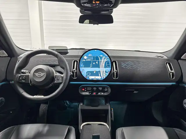 Mini Countryman view 11