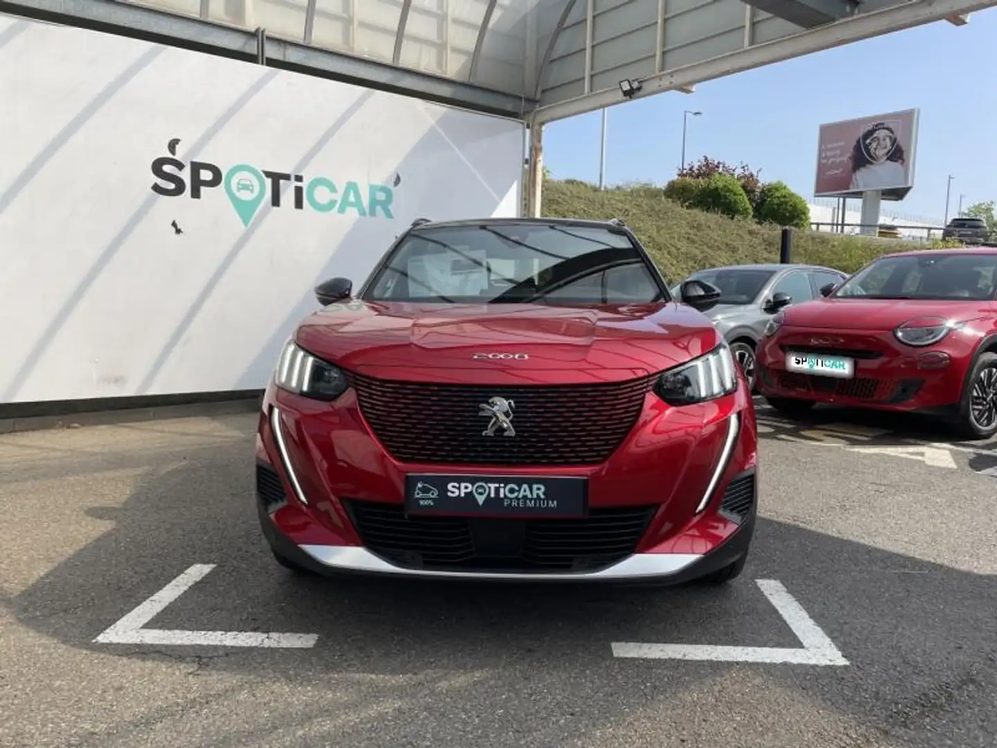 Peugeot e-2008 e-2008 136ch GT Rouge - 2