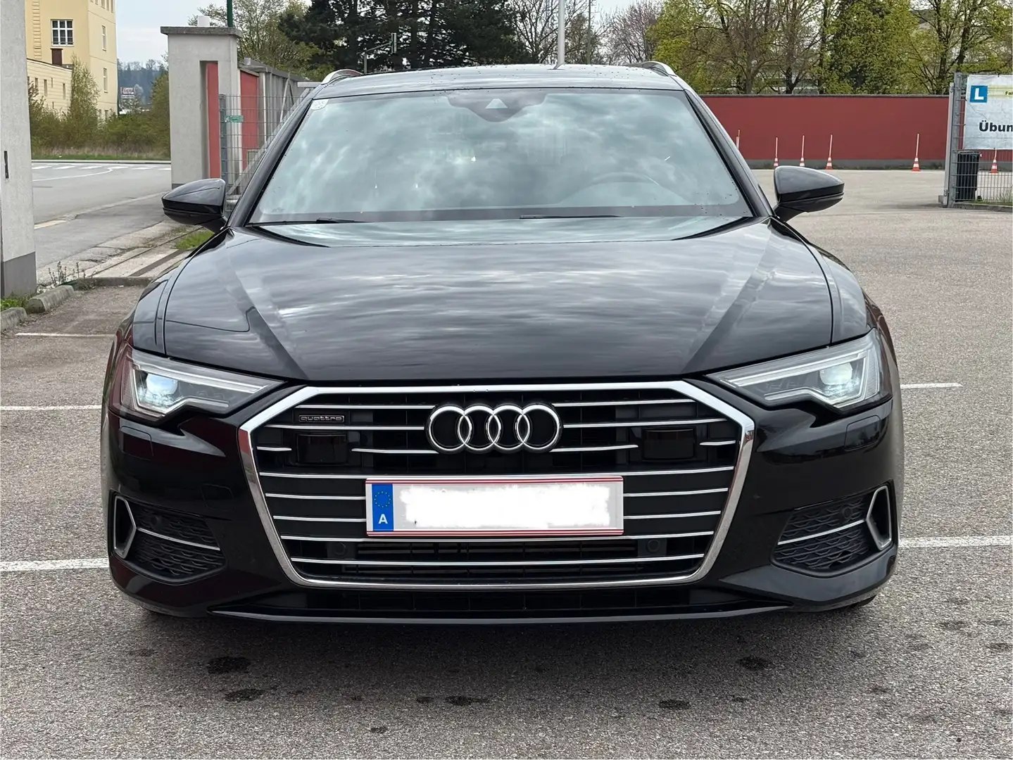 Audi A6 e-tron Avant 50 TFSIe Quattro Sport S-Line - 2