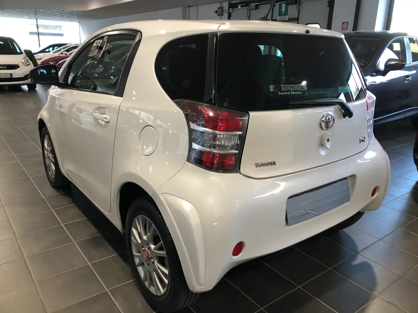 Toyota iQ IQ 1.0 CVT Bianco - 2