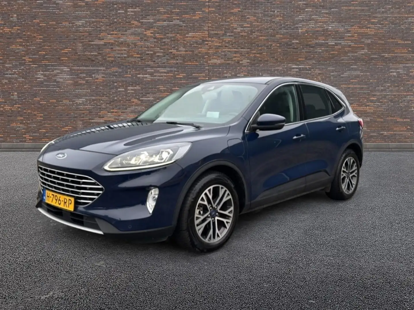 Ford Kuga 2.5 PHEV Titanium Blauw - 2