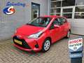 Toyota Yaris 1.5 Hybrid Active Inclusief Afleveringskosten Rood - thumbnail 1