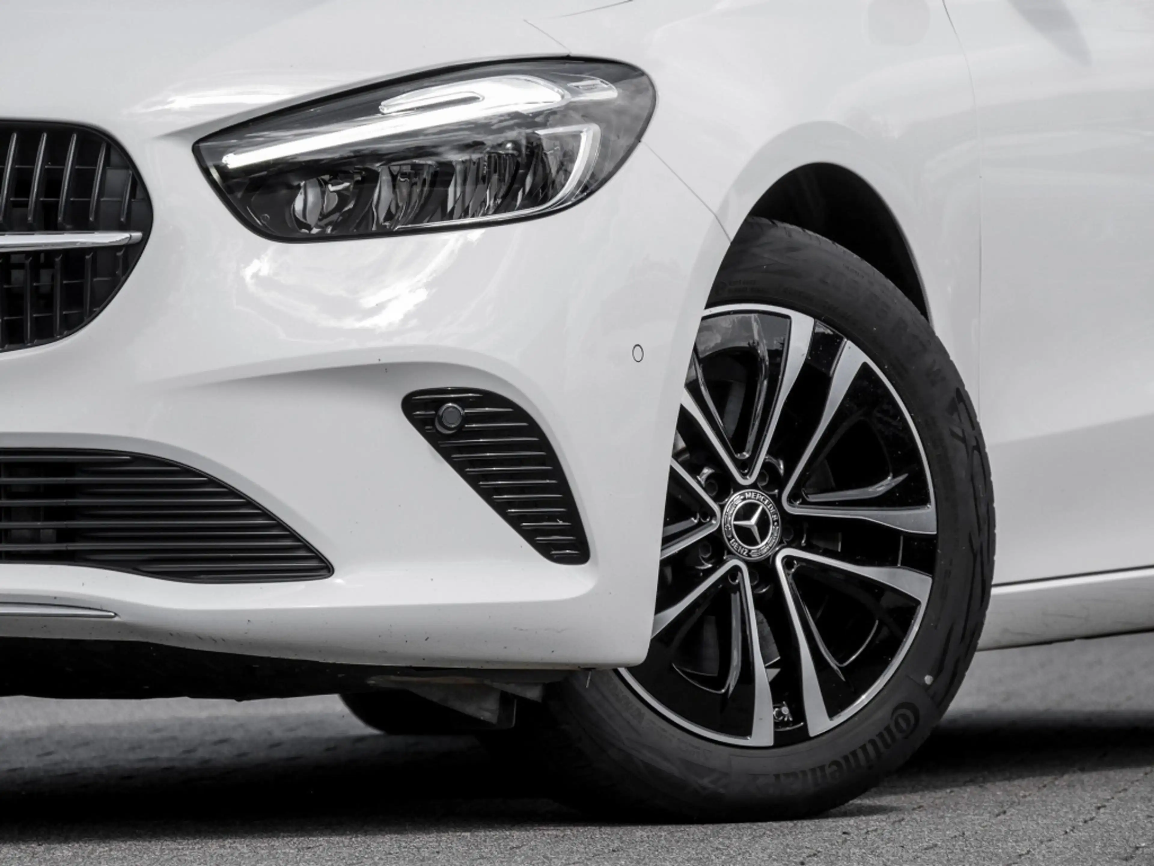 Mercedes-Benz B 220 d Progressive+AHK+Cam+LED+Navi+Totw+Wide — photo 6