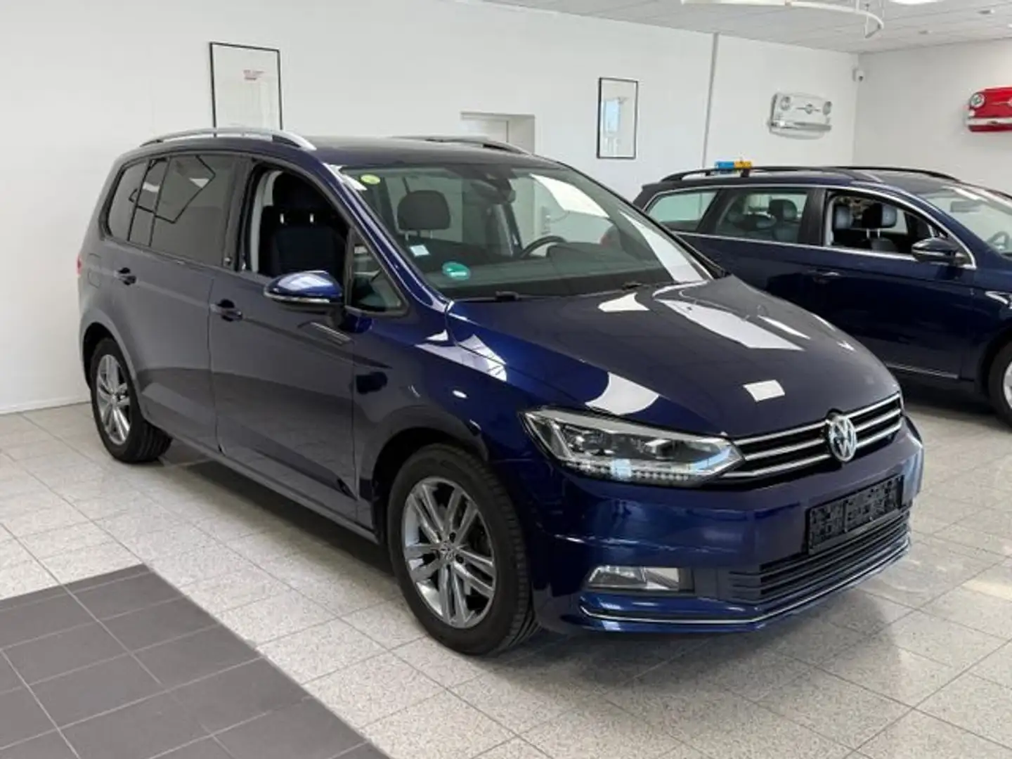 Volkswagen Touran Volkswagen Touran Sound/ Pano/Start-Stopp/ 7Sitzer Blau - 2