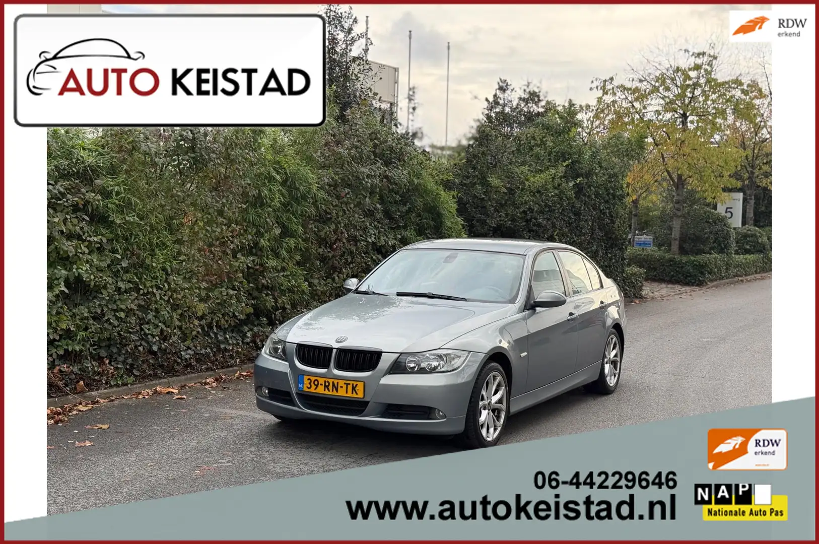 BMW 320 3-serie 320i 6-BAK CARPLAY/CLIMA/CRUISE! NETTE STA Grijs - 1