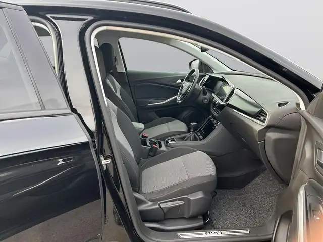 Opel Grandland view 11