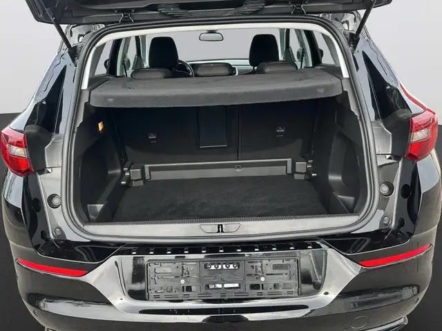 Opel Grandland view 7