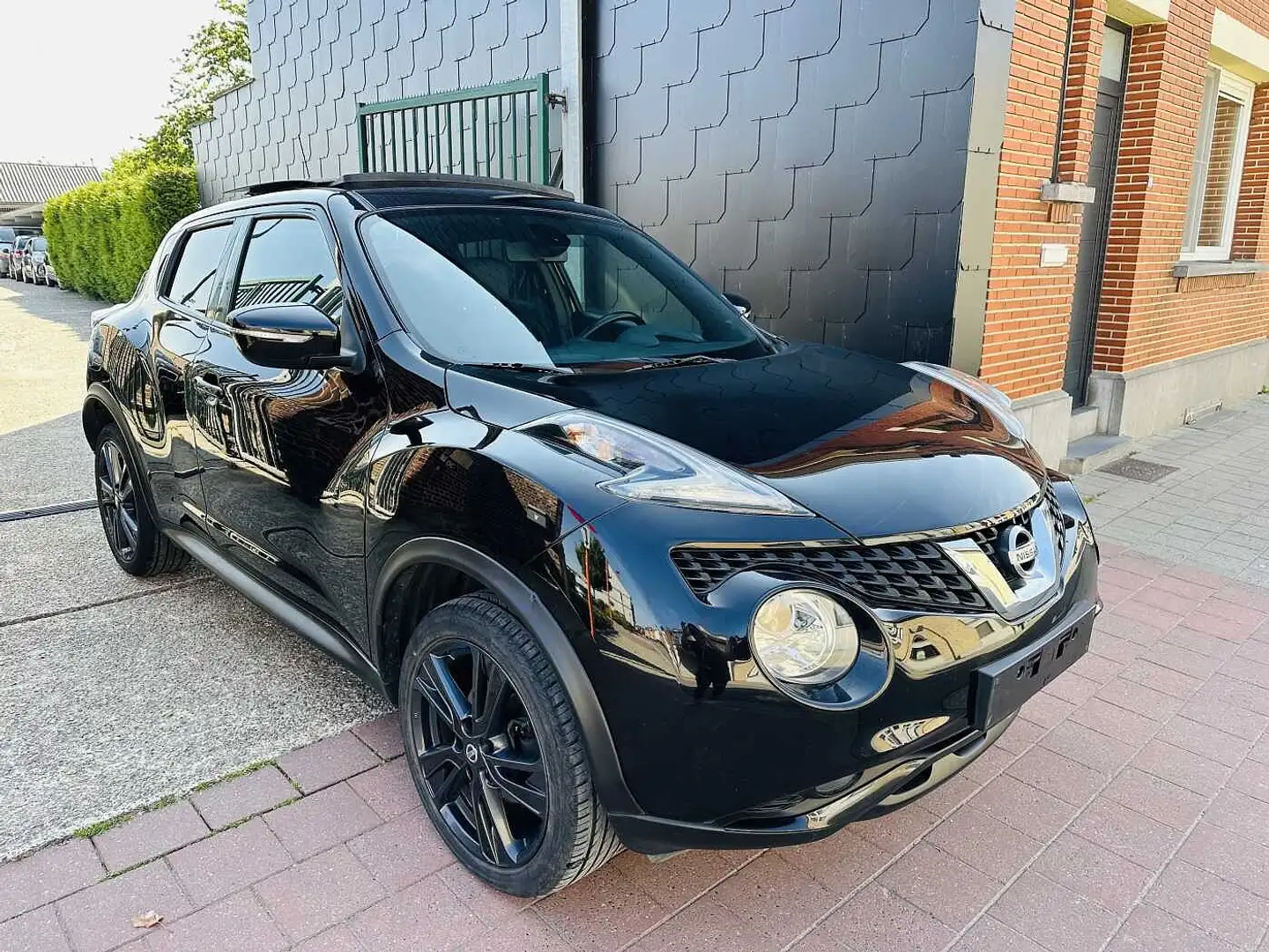 Nissan Juke 1.2 I 2WD MET 89DKM EDITION ACENTA Zwart - 2