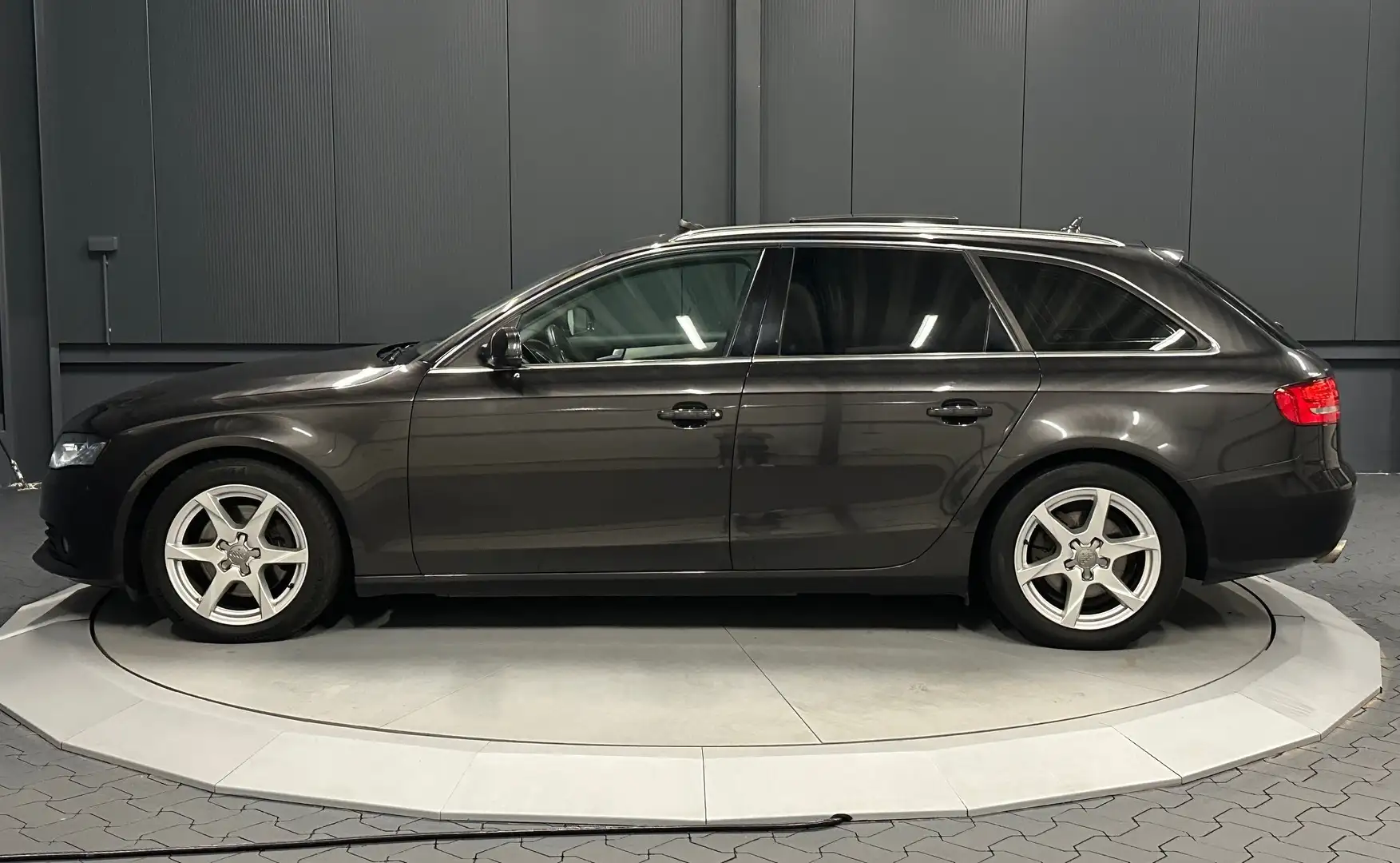 Audi A4 Avant 2.0 TFSI Ambition *PANORAMA*XENON*T-LEDER* Grau - 2