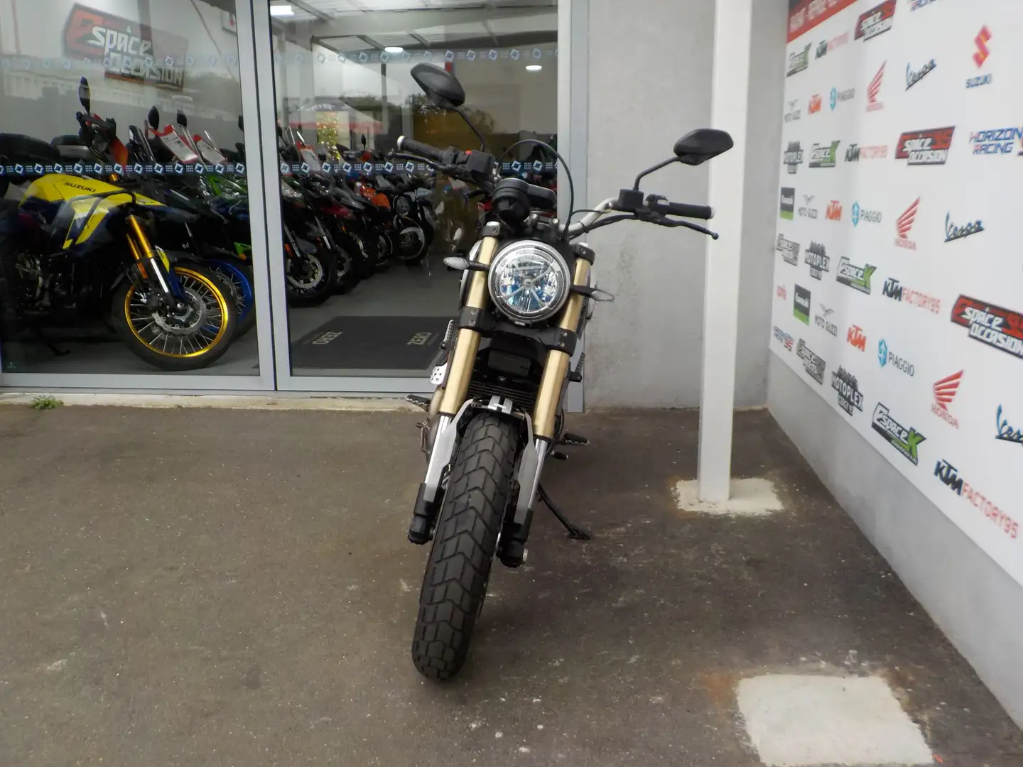 Ducati Scrambler Noir - 2
