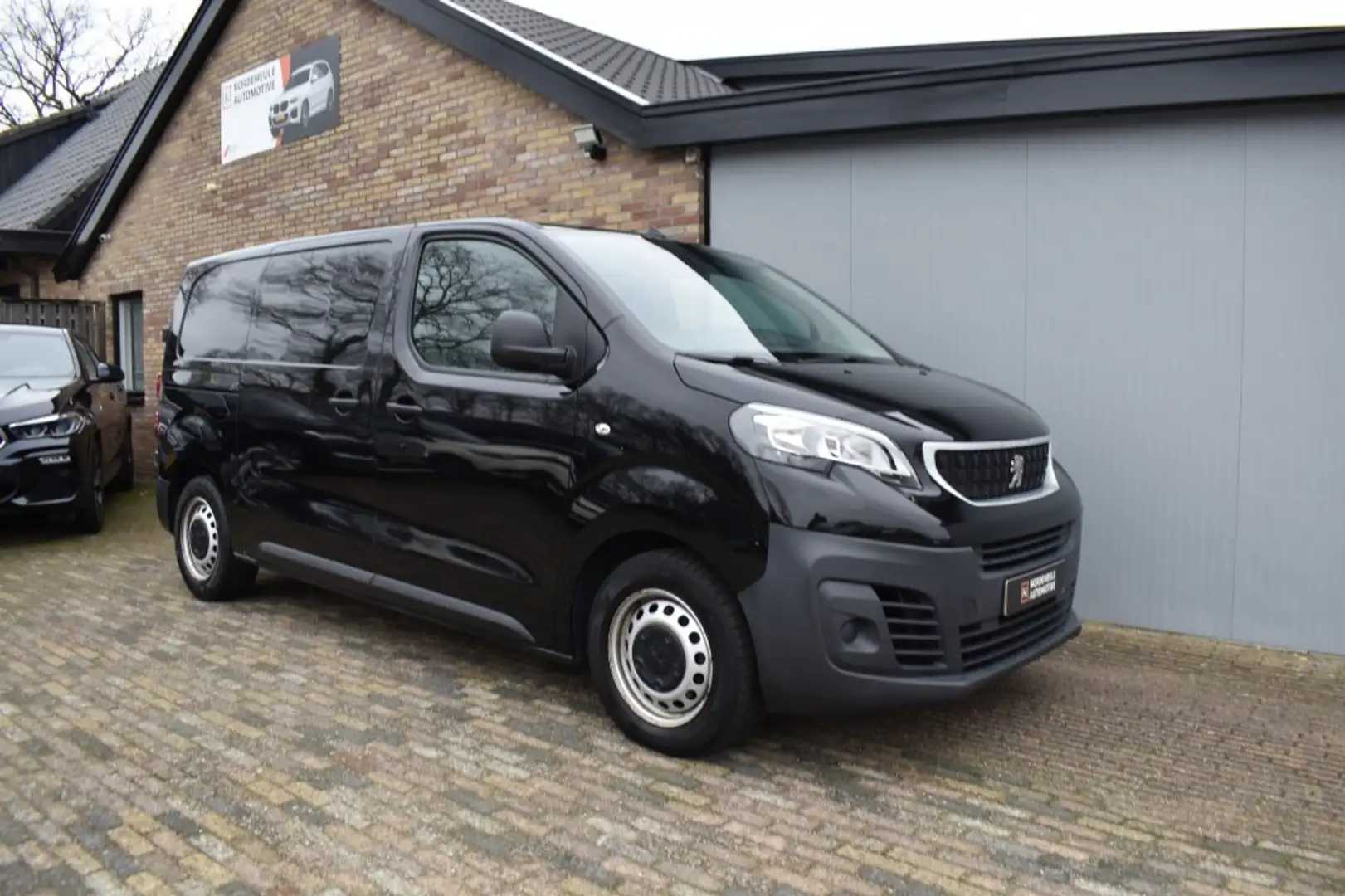 Peugeot Expert 2.0 BLUEHDI Standard Asphalt, AUT, Cruise, BT Černá - 2